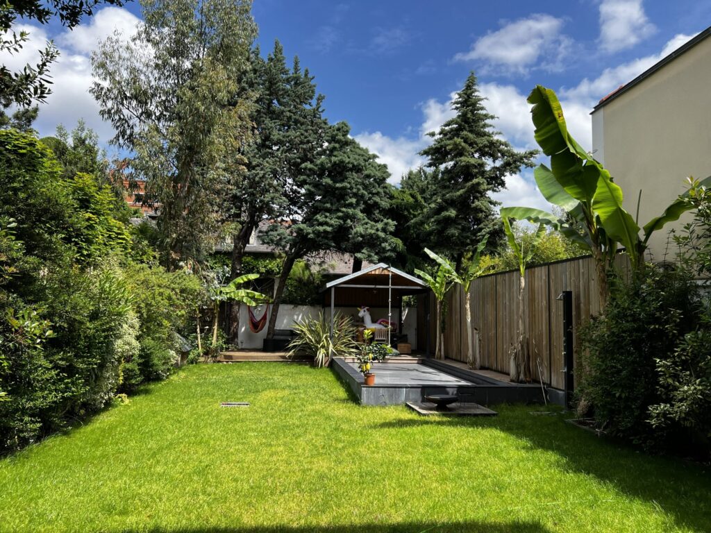 Colombes – Les Vallées – Maison 285 m² avec piscine