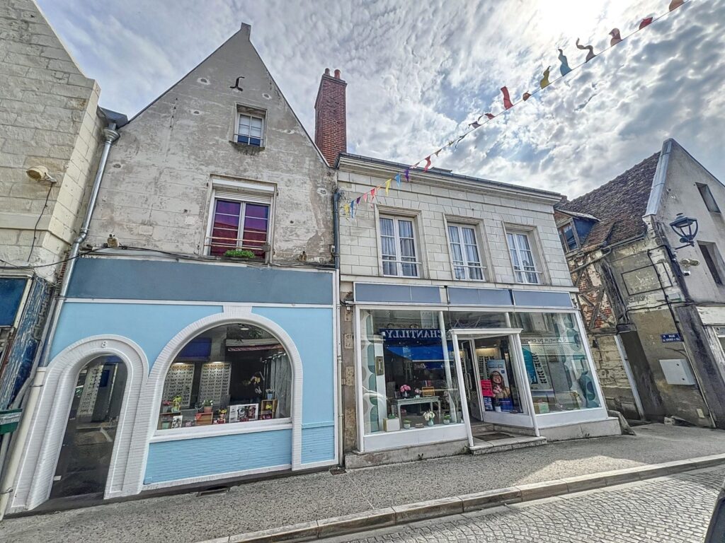 41 – Montrichard centre ville – Immeuble de rendement
