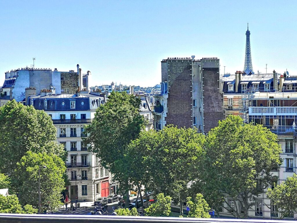 Paris 16 – Auteuil – Vue 180° Tour Eiffel – Aménagement luxueux