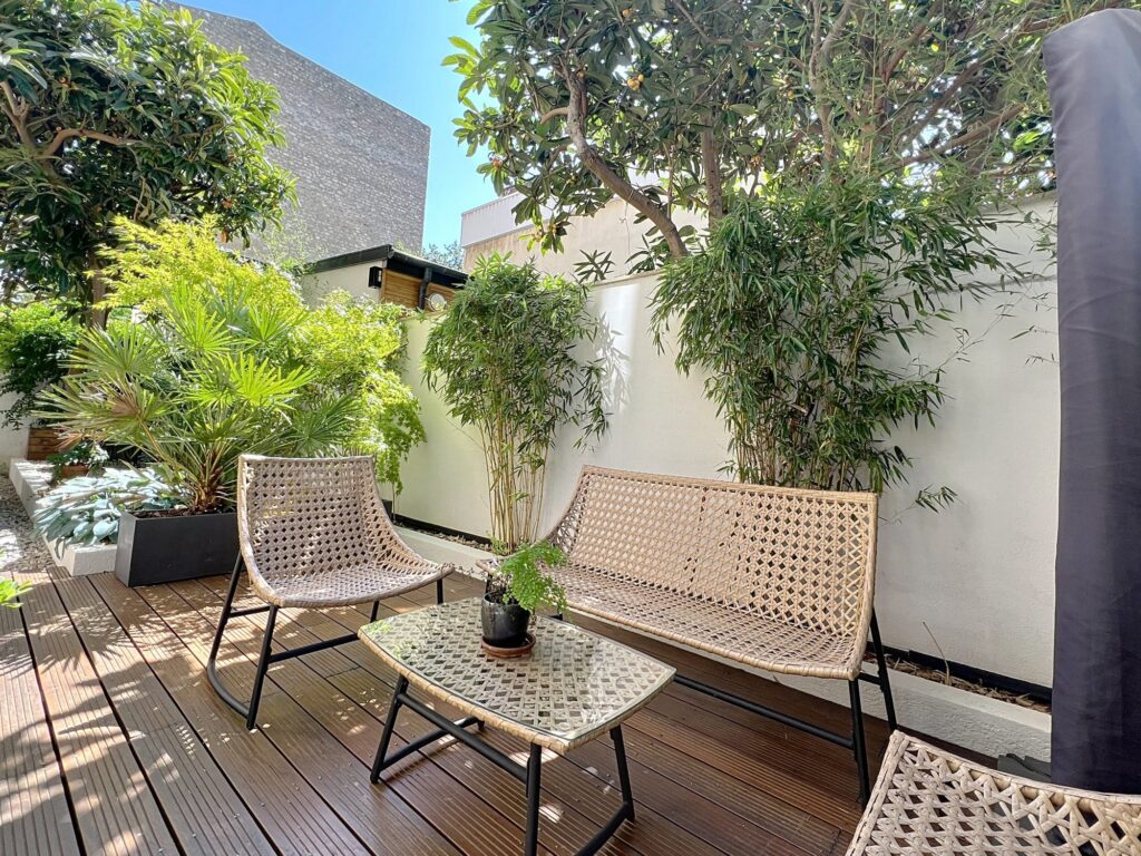 Issy les Moulineaux – Quartier Chemin des vignes – Proche Tram et RER – Rez-de-jardin comme une maison